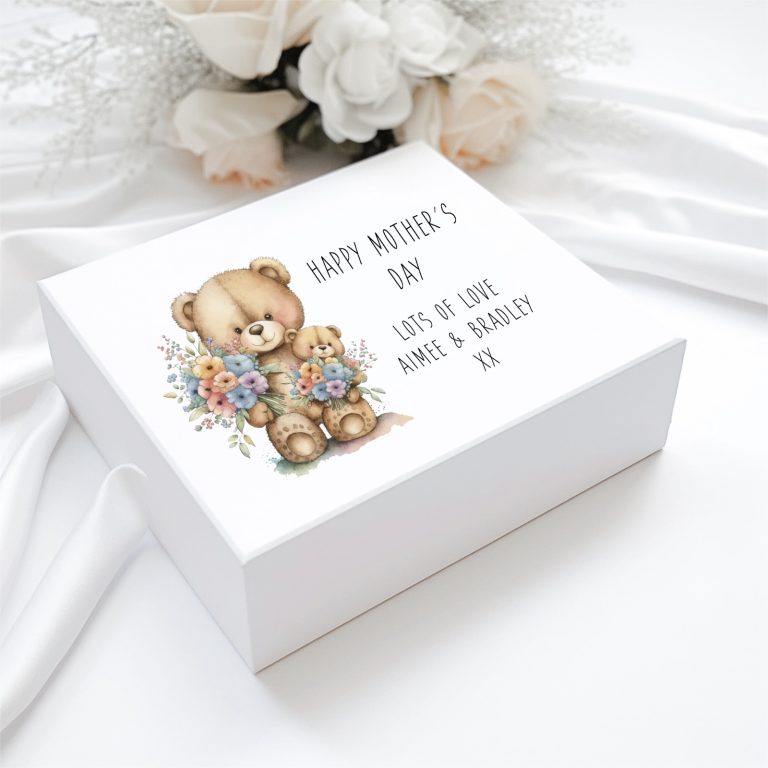 Bear With Flowers Magnetic Box